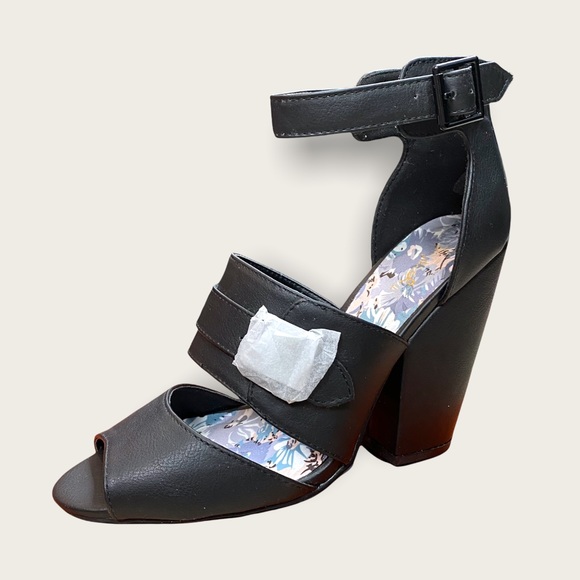 🆕 Qupid New/No Box Black Block Heel Ankle Strap Sandal [Size 8.5] - Picture 3 of 11